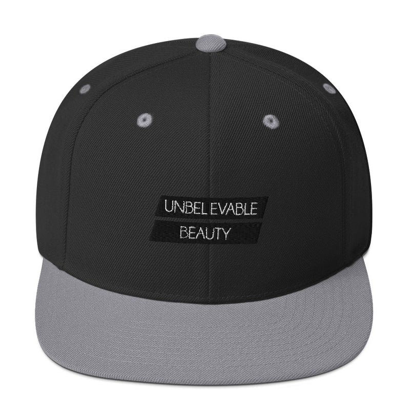 Snapback Hat black type